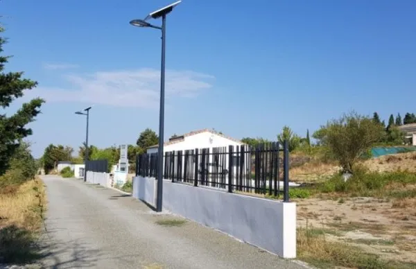 Terrain 600 m²