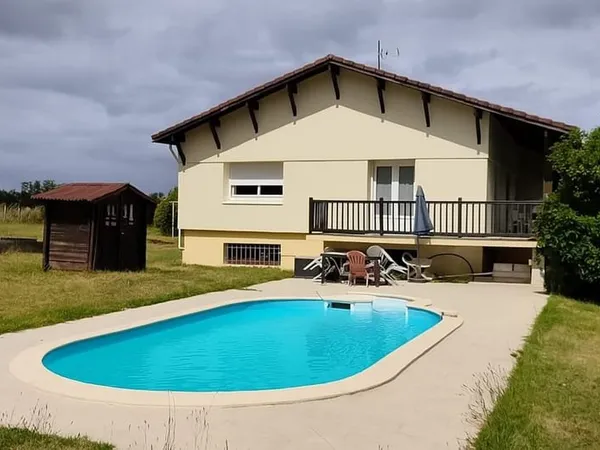 Villa 5 chambres avec garage et piscine dans une impasse