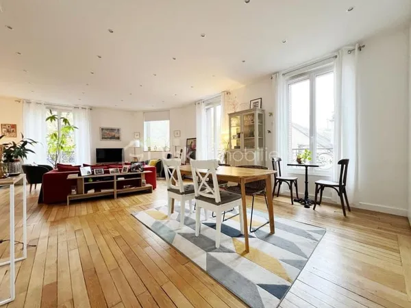 MARLY LE ROI, Quartier Historique, 1 Bijou Ce DUPLEX ! 114 m² , 4 chambres ................... Posez