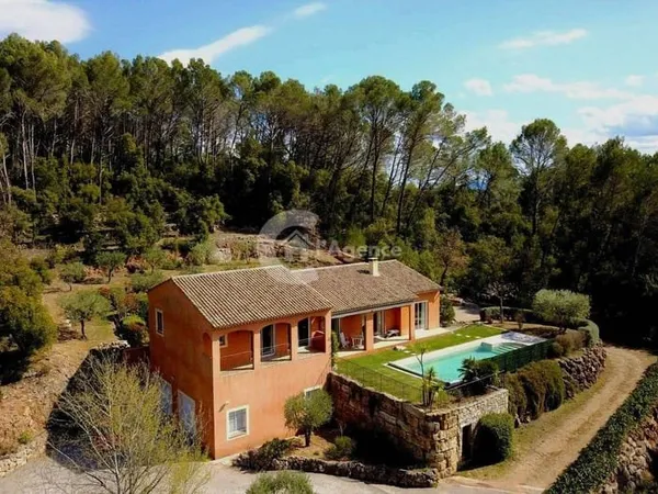 Maison 6 pièces 180 m²