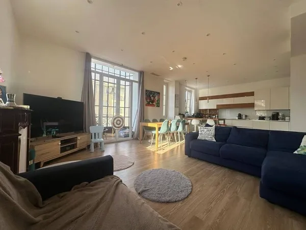 Appartement 6 pièces 140 m²