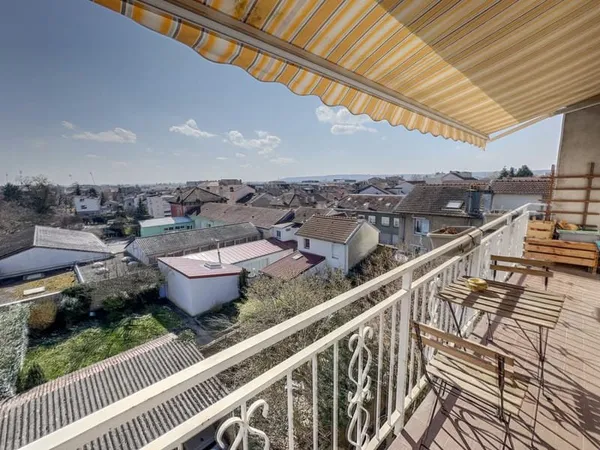 SAINT-MAX / MAIRIE F4 DE 95M2 + GRAND BALCON + PARKING COUVE
