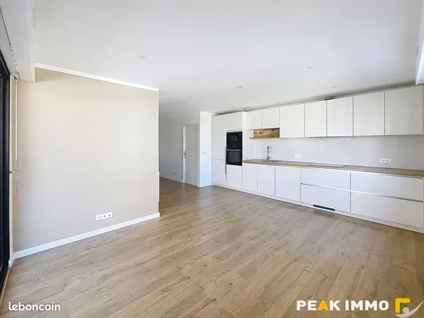 Appartement 4 pièces 77 m²