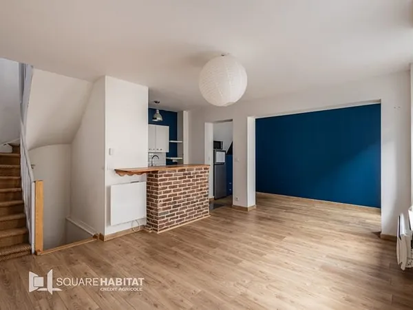 EXCLUSIVITÉ WAZEMMES - SAINT-MICHEL : CHARMANT T2 BIS EN TRIPLEX AVEC TERRASSE PRIVATIVE