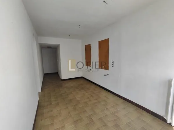Local commercial 84 m²