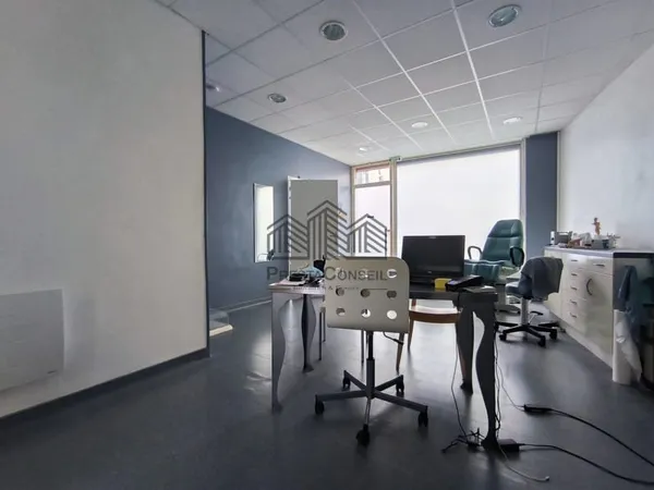 Local commercial - 75m2