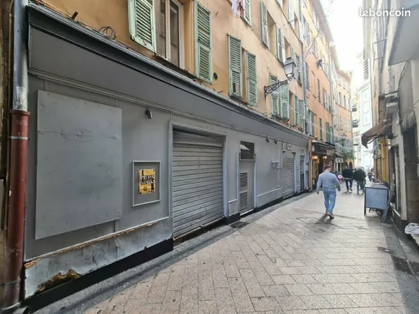 LOCAL COMMERCIAL 148 m² NICE