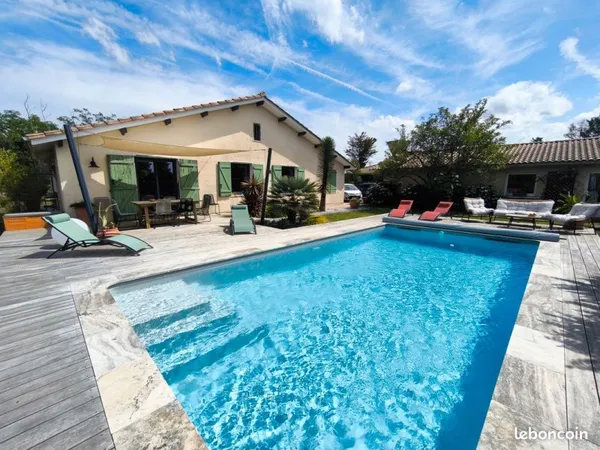 Maison familiale de 140m² (110+30) avec piscine et grand jardin