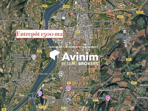 Immeuble industriel 1500 m²