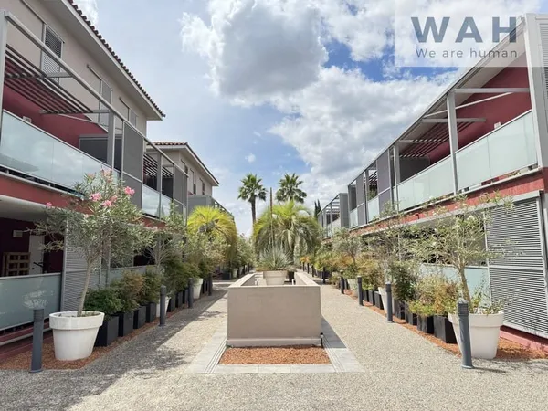 APPARTEMENT T2 48m2 + TERRASSE + PARKING - PISCINE - 34130 M