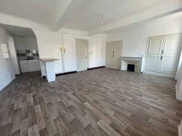 Appartement Cuers 1 pièce(s) 38.53 m2