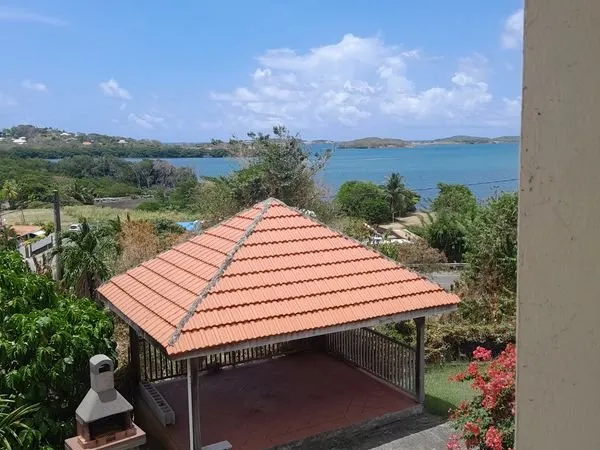 Propriété 8 pièces 225 m²