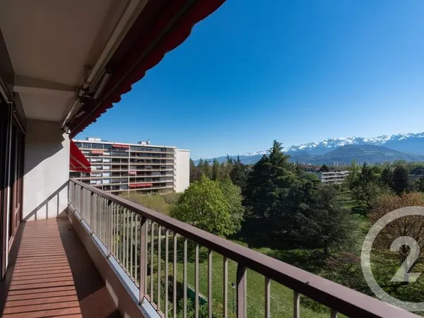 Appartement 4 pièces 94 m²
