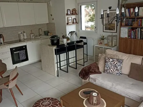 Appartement 3 pièces de 63.5 m² avec grande terrasse