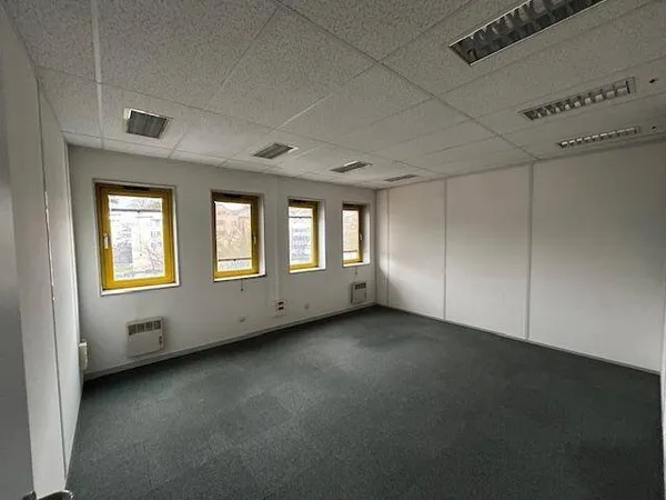 Local commercial 135 m²
