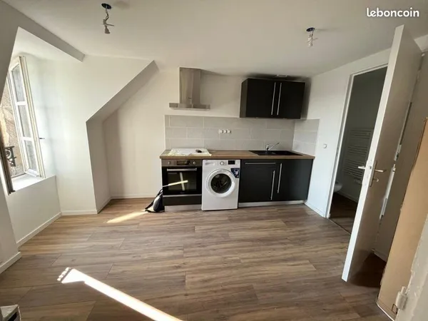 APPARTEMENT T1 a louer