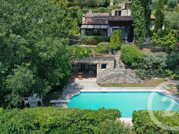 Maison 6 pièces 174 m²