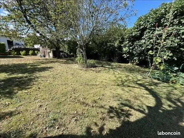 Terrain 624 m² Champniers