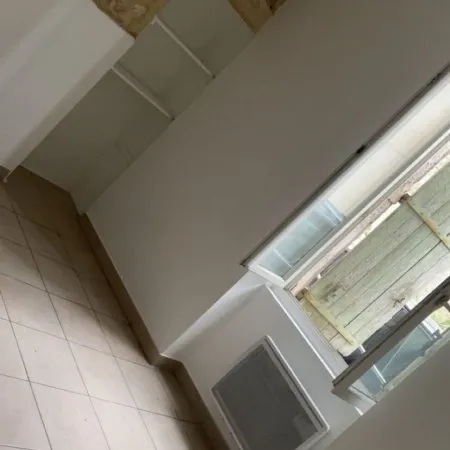 A LOUER // AVIGNON Appartement T1 Secteur Saint-Ruf