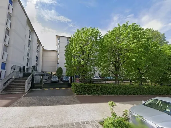 Parking 12 m²