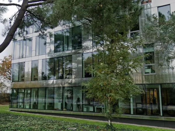 320 m² de Plateau de Bureaux - ARMOR ZENITH SAINT-HERBLAIN
