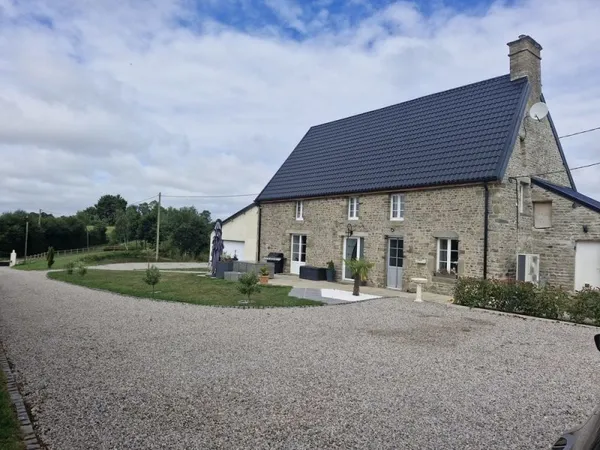 MAISON DE CAMPAGNE