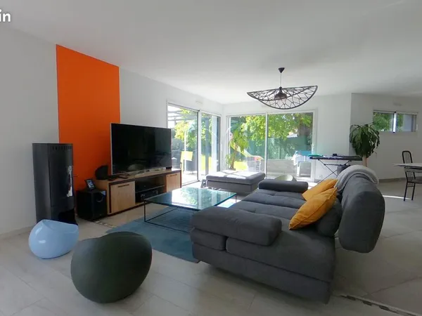 Maison 6 pièces 154 m²