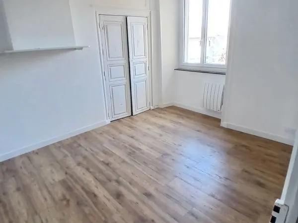 T2 56m2 St Didier centre