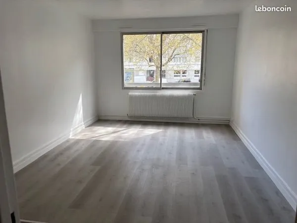 A louer appartement fonctionnel 2 pièces refait à neuf - 39m² - Clichy (92110)