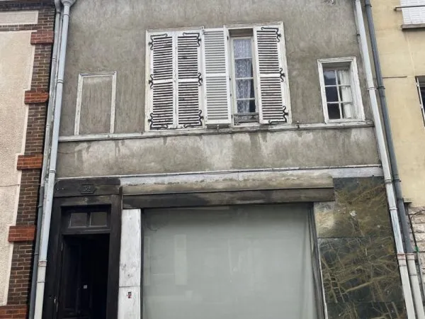 Maison de 92m à rénover - Troyes, face à la gare