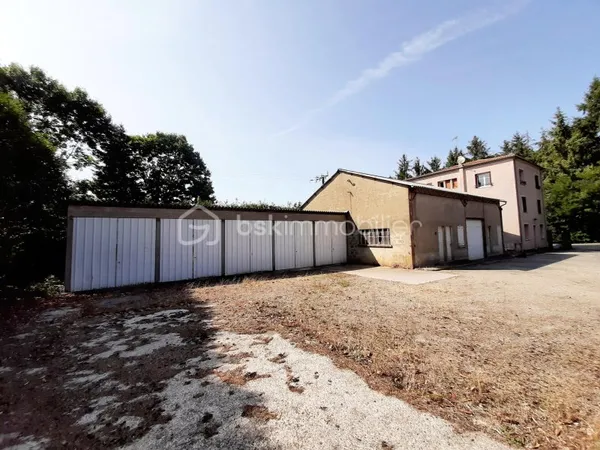 Maison 11 pièces 230 m²