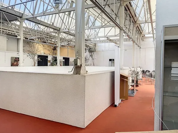 Hôtel 16 pièces 911 m²