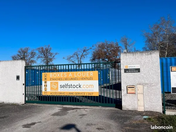 Garde-Meuble & Box de Stockage isolés - Besoin de place ? Stockez en toute simplicité chez Selfstock