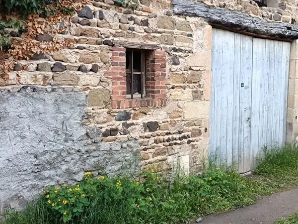 Grange viabilisée à Dallet
