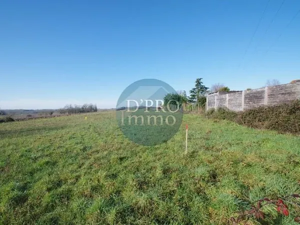 Superbe terrain constructible avec vue sur les vignes - Saint-Fiacre-sur-Maine