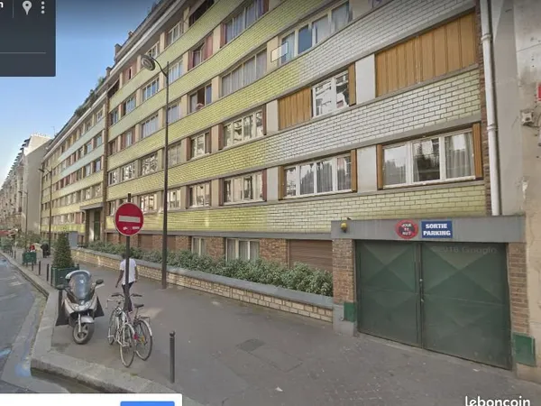 Paris 19 RARE Box fermé 4/10 rue Eugène Jumin