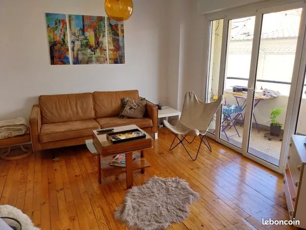 Bel appartement T3 avec terrasse