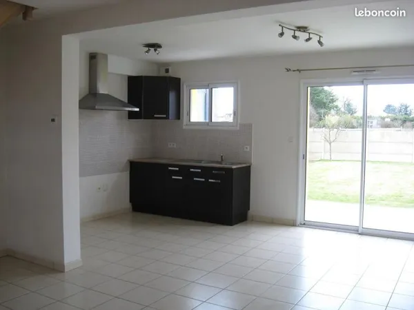 Maison avec jardin
