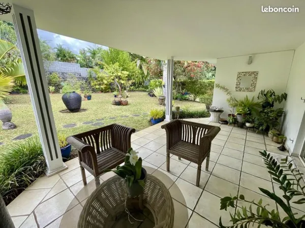 Villa 5 pièces 140 m²