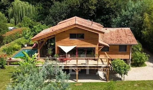 Villa contemporaine en bois - Élégance naturelle, calme et vue montagnes - À 15 minutes de Bayonne