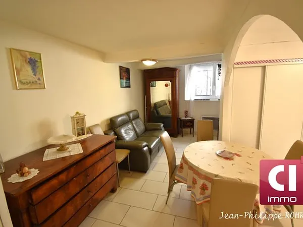 Appartement F2 (37 m²) en vente à CARCES