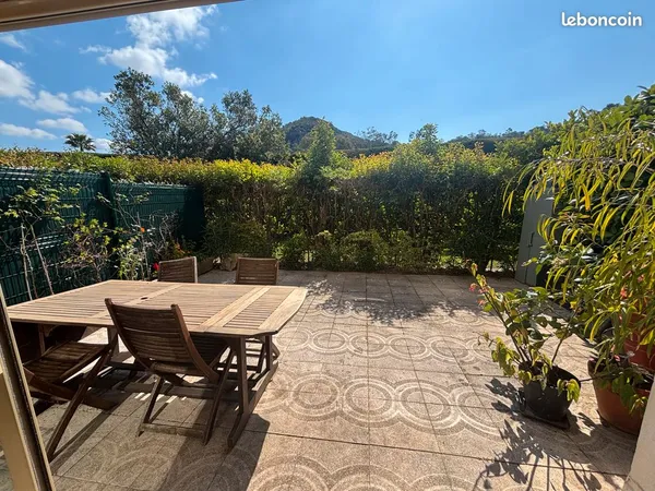 T2 49m2 avec jardin + parking
