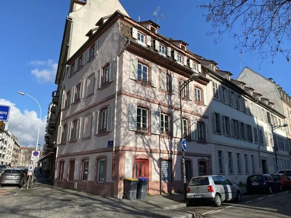 Krutenau, immeuble vide de 262 m² à rénover