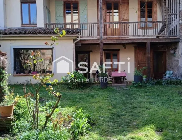 Toulousaine rénovée de 180 m2 avec jardin et garage