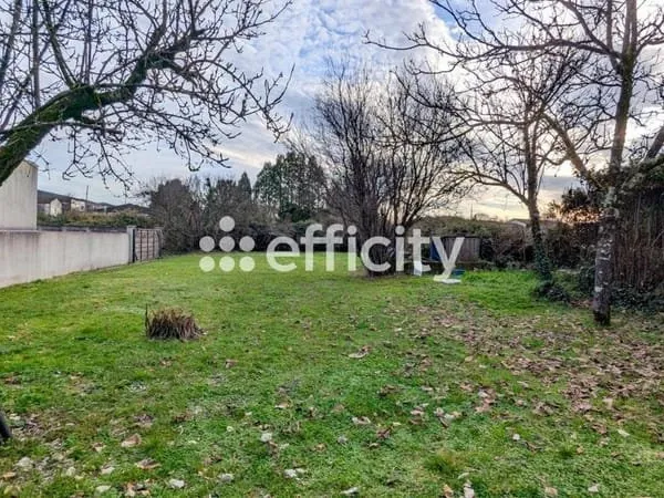 Terrain 500 m²