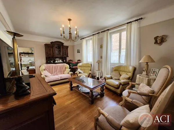 Maison Ste-Geneviève 7 pièce(s) 164.30 m²