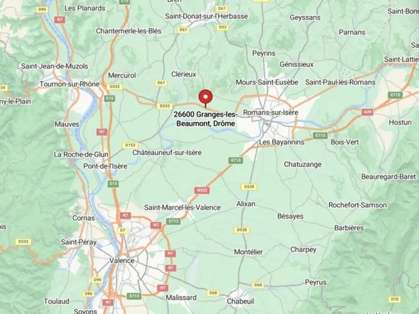 Terrain à Granges-les-Beaumont (26600) : 425 m² à 92 818 € - ...