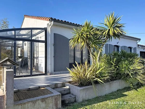 Meschers sur Gironde : Maison Contemporaine de 117 m² + garage,