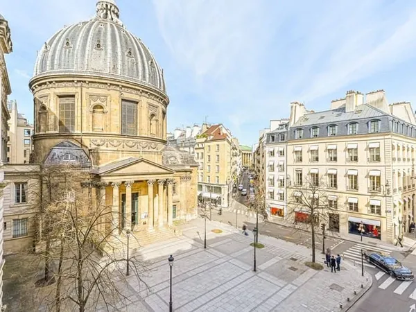 Appartement 2 pièces 84 m²