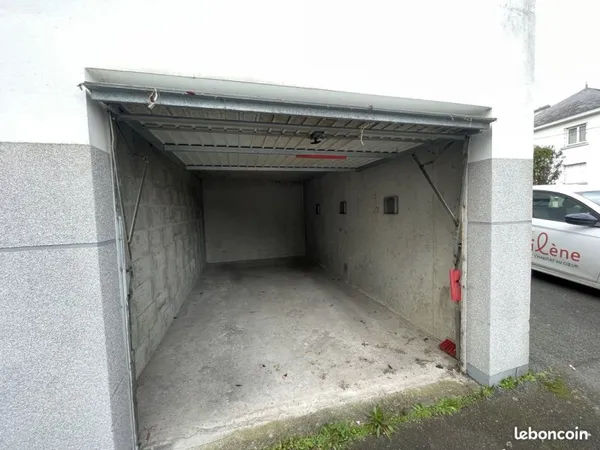 Parking/box Saint-Nazaire